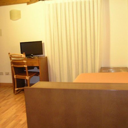 Hotel Escorial Cervia Kültér fotó