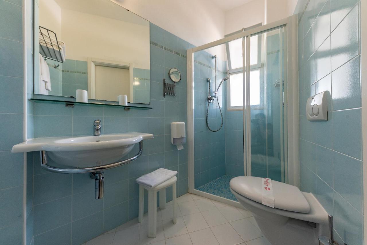 Hotel Escorial Cervia Kültér fotó