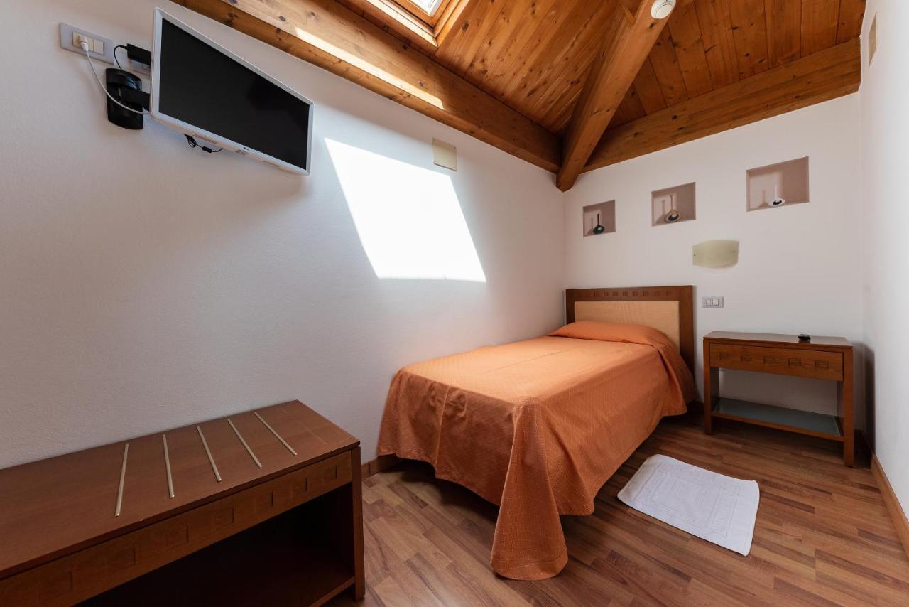 Hotel Escorial Cervia Kültér fotó