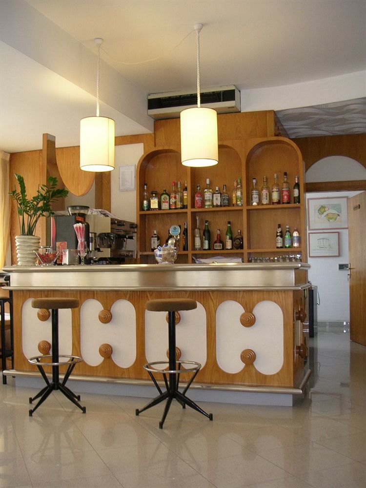 Hotel Escorial Cervia Kültér fotó